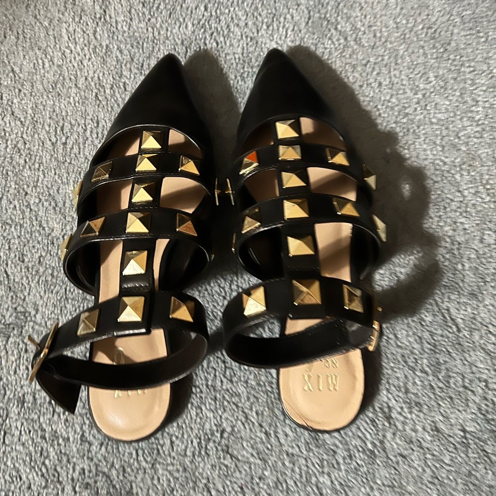 Mix No. 6 Black Large Pyramid Stud Pointed Toe Ballet Flats/Slides